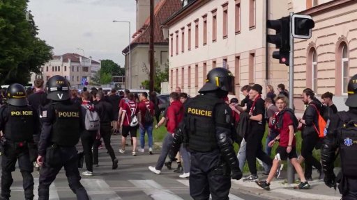 Policie vyšetřuje chování sparťanských fanoušků
