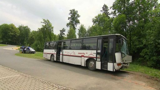 Nehoda autobusu s dětmi