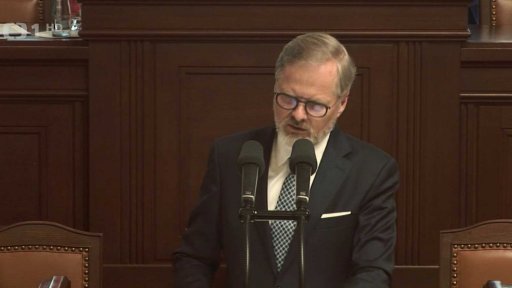 Vypjatá sněmovní schůze