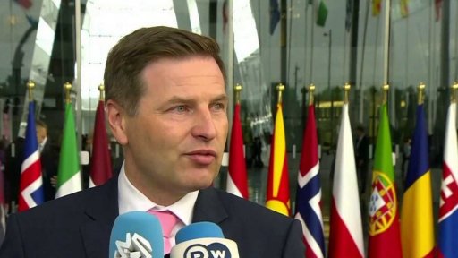 Víc peněz na lepší obranu NATO