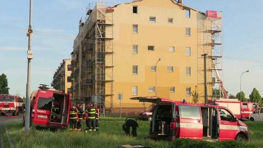 Požár bytového domu v Brně-Chrlicích