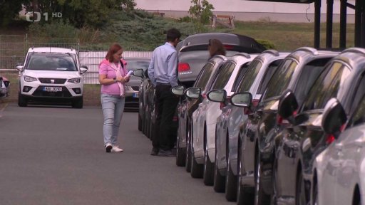 Oddalování zákazu aut se spalovacími motory