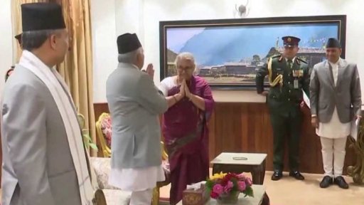 Nová premiérka Nepálu