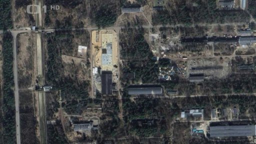 Ostřelování chemického komplexu