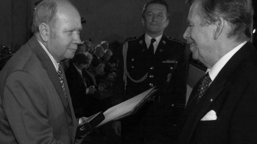 Zemřel Dušan Holý