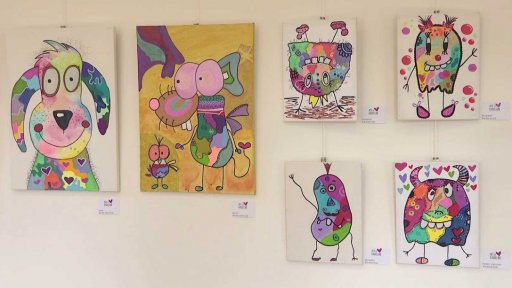 Výstava sedmileté malířky