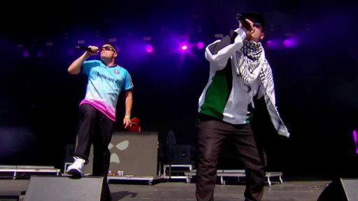 Kontroverze kolem kapely Kneecap