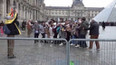 Louvre zdražuje vstupné