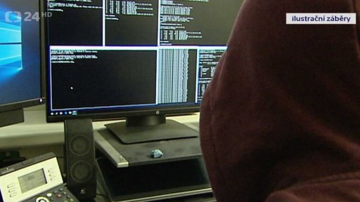 Útok na komunikační účet premiéra Fialy