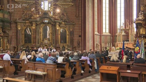 Pražské povstání v zajetí mýtů propagandy