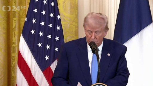 Setkání Dolanda Trumpa s Emmanuelem Macronem