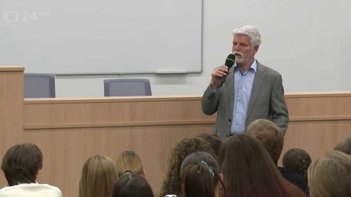 Mimořádná schůze k Babišovu střetu zájmů