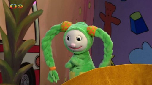 Fany se seznamuje s malým slůnětem a to jí vypráví, jak žijí sloni a co mají rádi