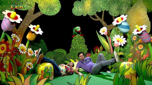 Filip a Tomáš zpívají Písničku o koale.