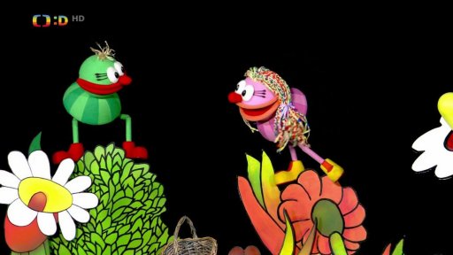 Muf s Fámulou se loučí a Fámula se diví, že se Muf rozdělil o sladkosti, všichni jsou šťastní a mávají.