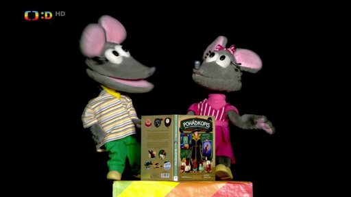 Tryský s Tryskáčkem představují dětem knížku a cestují při tom po mapě za pohádkami.