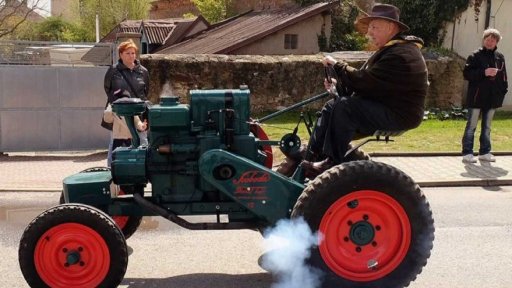 Traktory v Libni