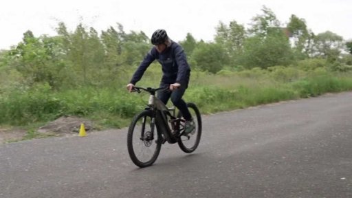 Brzdná dráha ve městě