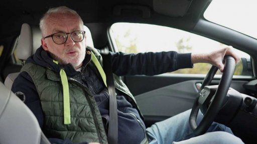 Jak sedět za volantem