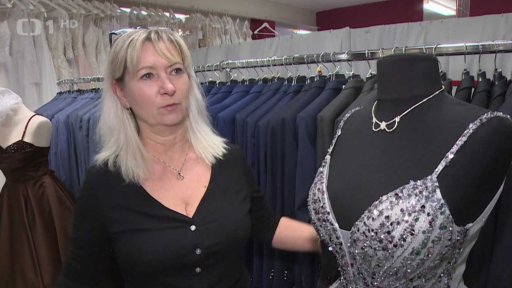 Trendy ve společenské módě