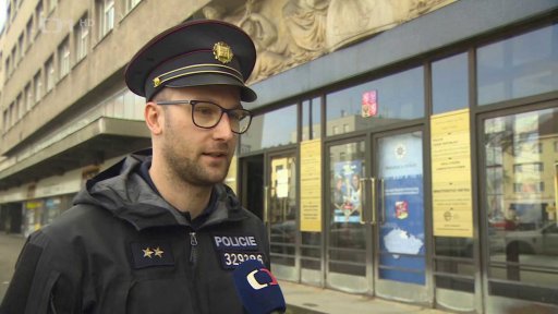 Obvinění vychovatelky kvůli popálení dívek při pokusu