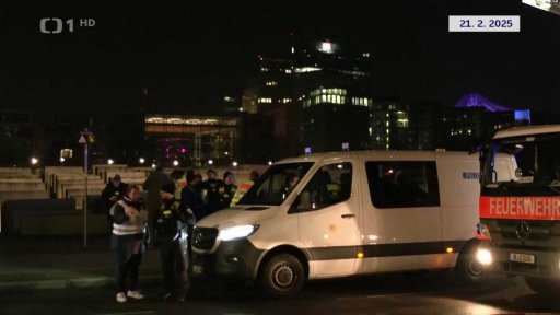 Trest pro Syřana, který útočil nožem u památníku holokaustu