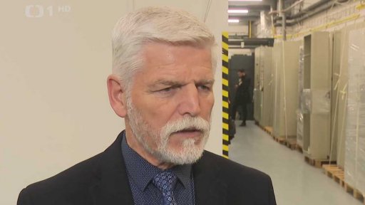 Prezident předpokládá svou účast na summitu NATO