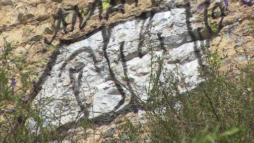 Vandalové ničí památky