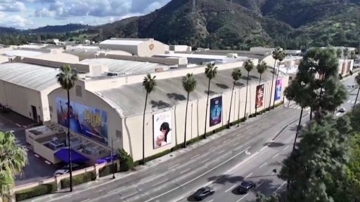 Převzetí společnosti Warner Bros.