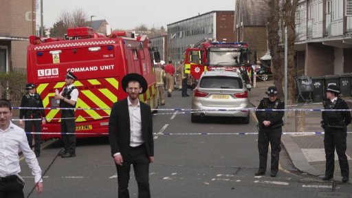 Policie v Británii zadržela muže podezřelého z útoků na židovskou komunitu