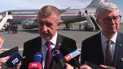 Jednání premiéra v Kazachstánu o dodávkách ropy