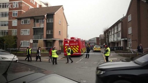 Britská policie zadržela muže za útok nožem