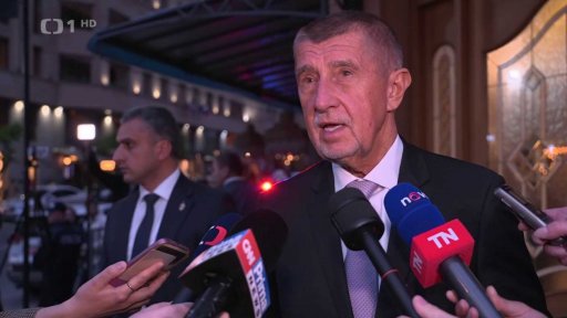 Zelenskyj bude v Jerevanu jednat s několika premiéry