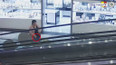 Policie pátrá po ženě, která si nechala nalezenou peněženku
