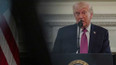 Trump hrozí novými útoky Íránu