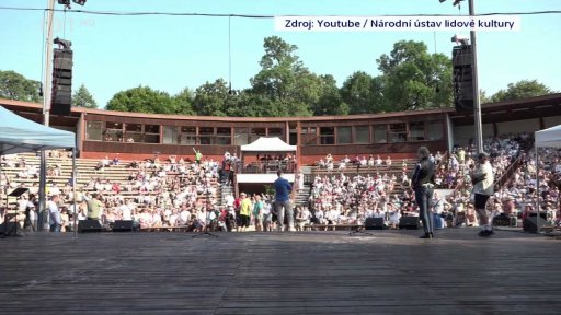 Ministra kultury návštěvnici vypískali ve Strážnici