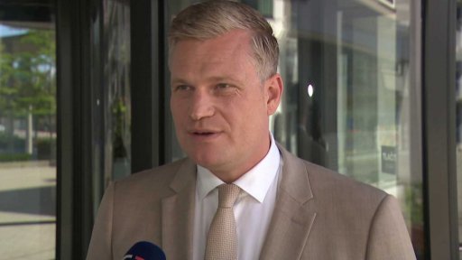 Odložený případ sdílení nenávistných výroků poslancem