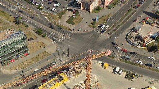 Rekordní investice i zůstatky na účtech
