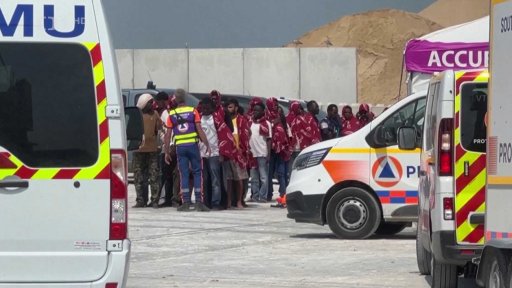 Záchrana migrantů v Lamanšském průlivu