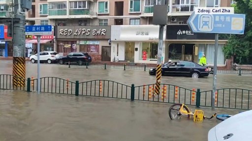 Tajfun Dolphin v Číně