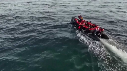 Nebezpečné plavby migrantů v Lamanšském průlivu