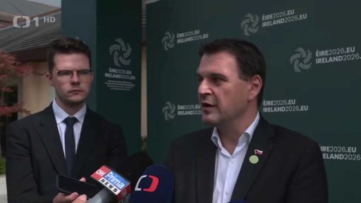 Premiér podporuje návrh rozpočtu na příští rok