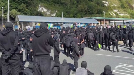 Demonstrace v přístavu Dover