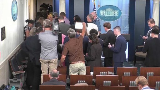Trump omezuje přístup médií do Bílého domu