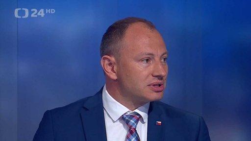 Obměnu ukrajinské vlády provázejí protesty