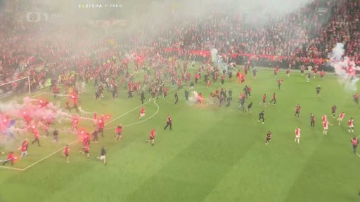 Výtržnosti na fotbale: potřebujeme nové zákony? - 2. část
