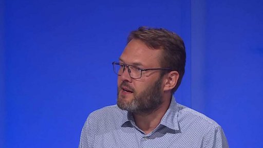 Střet umělé inteligence na internetu