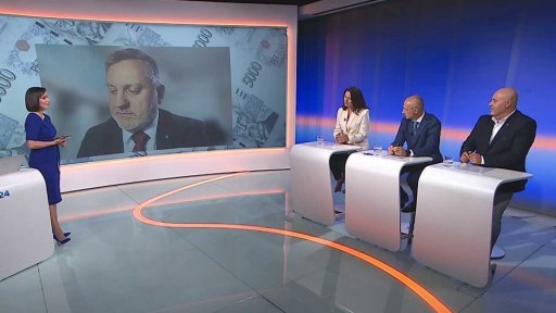 Vláda schválila rozpočet s deficitem 386 mld. Kč