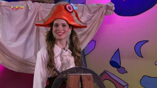 Lucka s Filípkem se jako piráti vydávají ne za pokladem, ale vyčistit moře a písnička PIRÁTI ŠKOLKOVÍ…