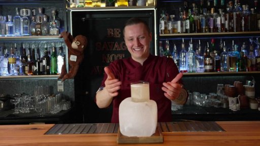 Barman Štěpán Šimánek